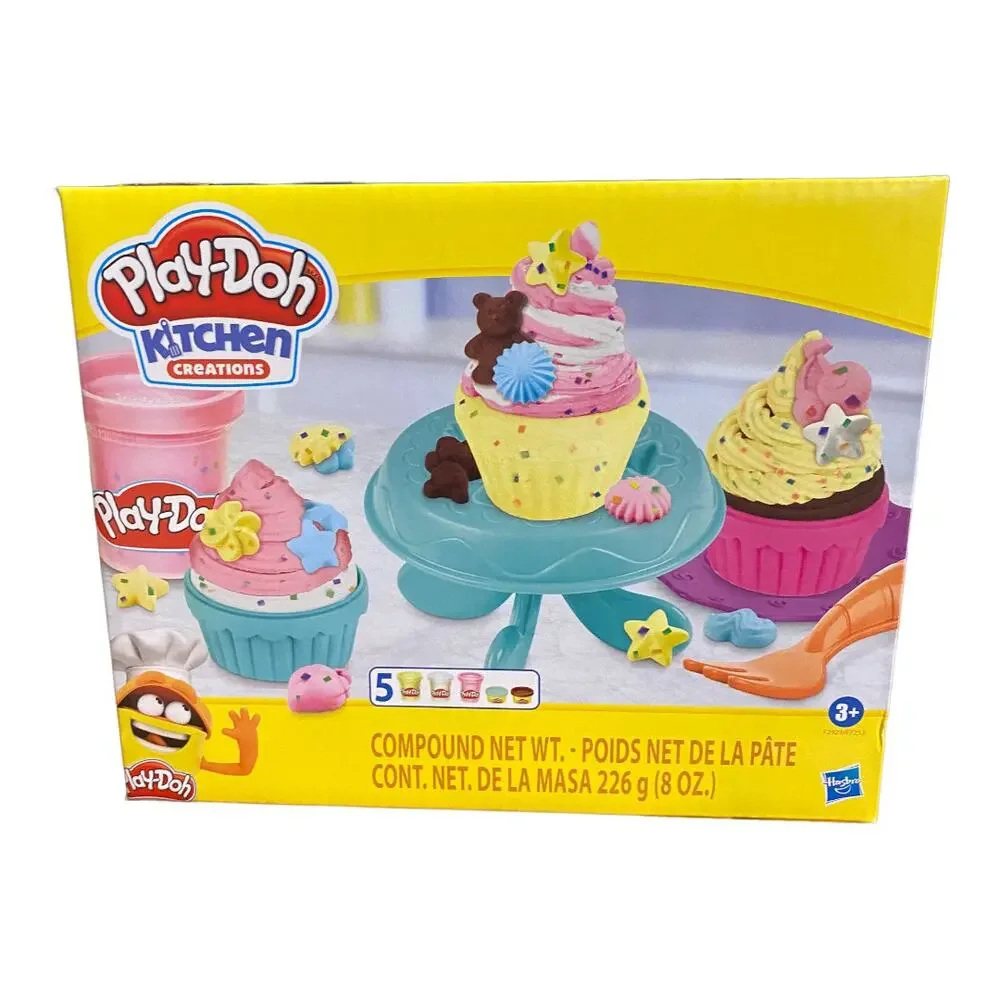 Play-Doh Kitchen Creations Confetti Cupcakes Play-set New Gift